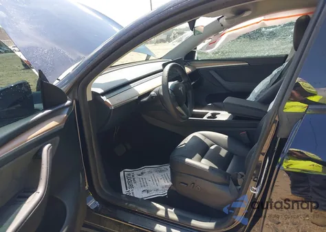 2023 Tesla Model Y Awd/Long Range Dual Motor All-Wheel Drive из США, поврежденный, VIN 7SAYGDEE1PA128401